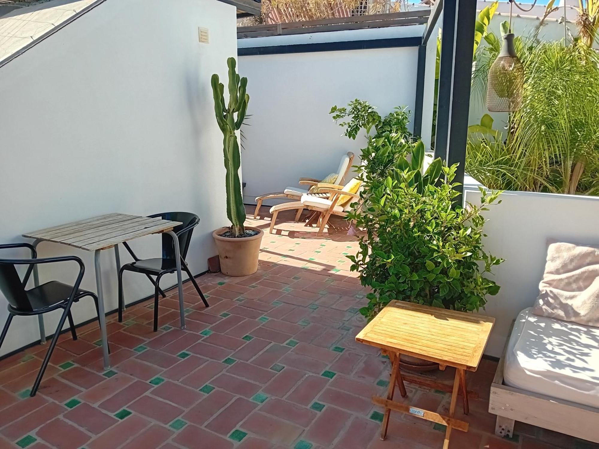 Calcada Guesthouse 타비라 외부 사진