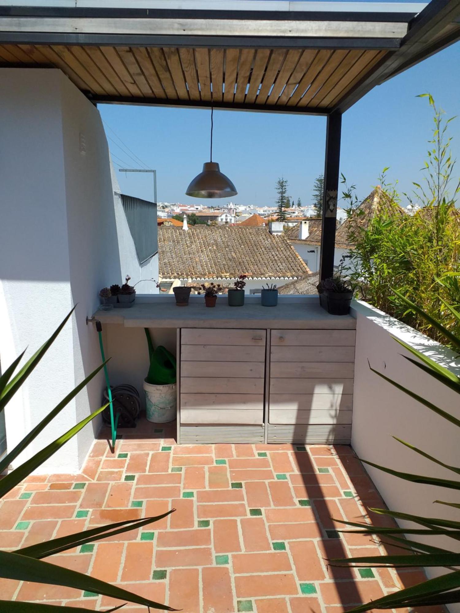 Calcada Guesthouse 타비라 외부 사진