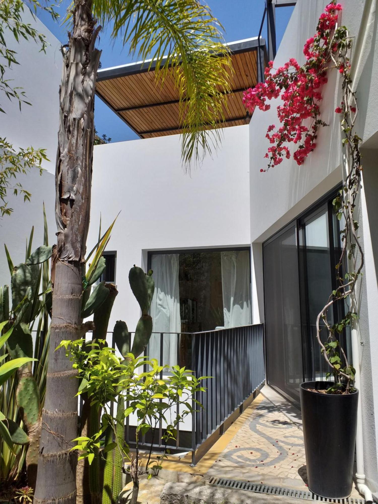 Calcada Guesthouse 타비라 외부 사진
